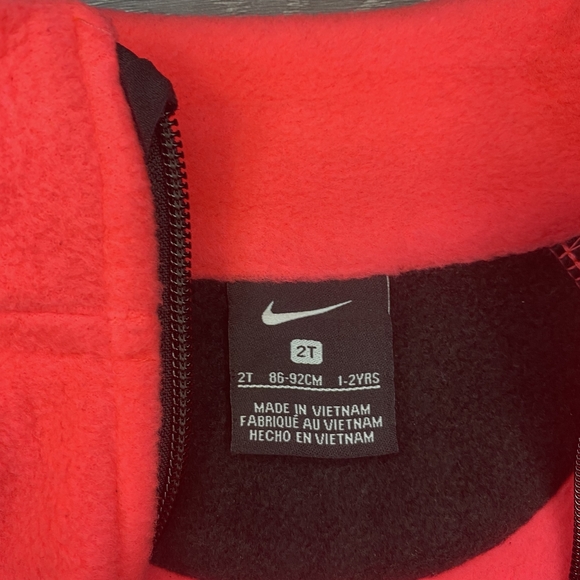 Nike girls zip up jacket size 2T - Picture 2 of 2